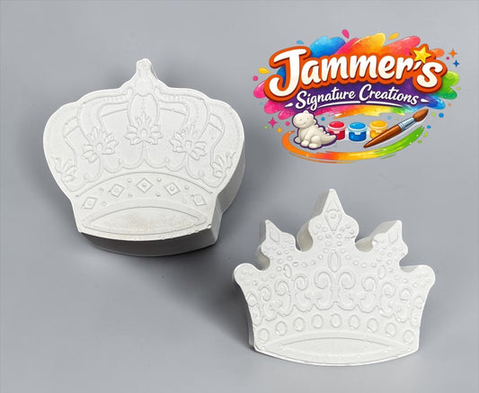 Neatos Elements two unpainted white plaster crown figurines, one large and one small, ready for crafting.