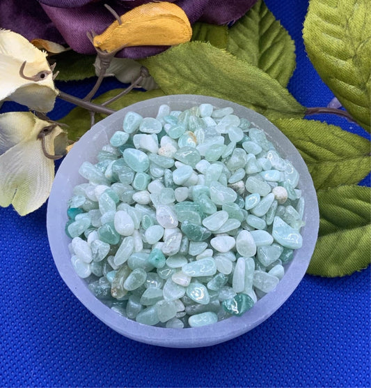 Green Adventurine Crystal Chips - Small- A Grade - Neatos Elements