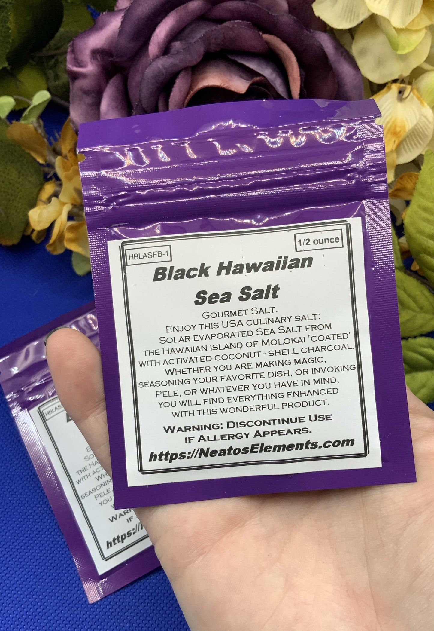 Black Hawaiian Sea Salt - Neatos Elements