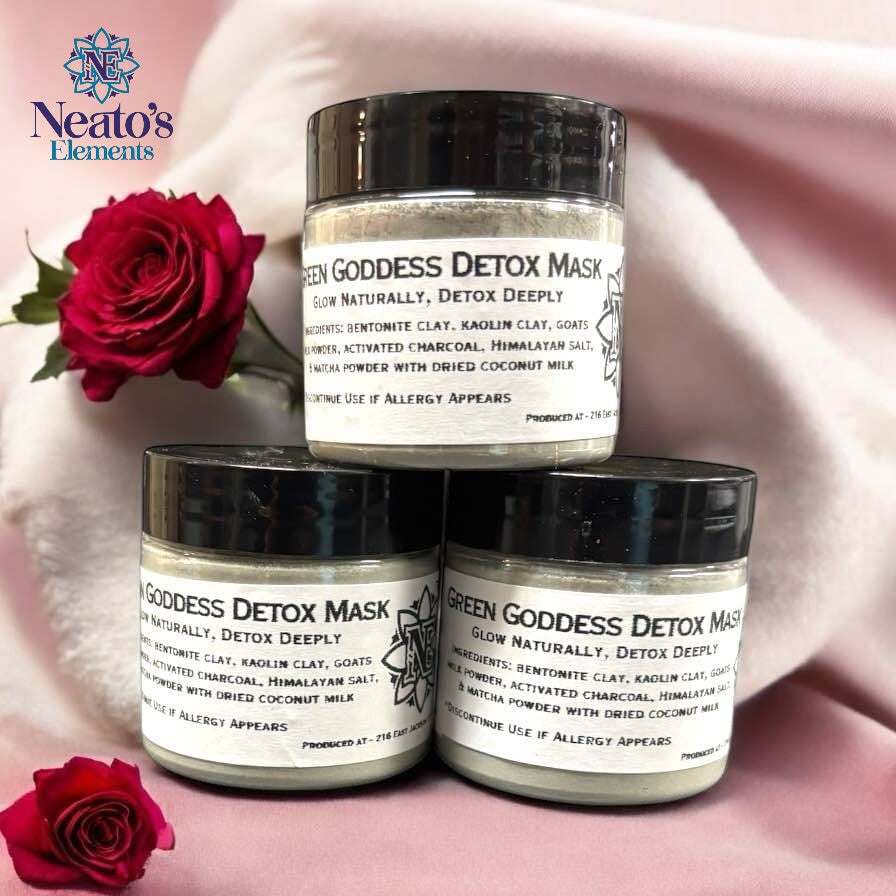 Neatos Elements Green Goddess Detox Mask in 1.5 oz jar, featuring bentonite clay, kaolin clay, activated charcoal, matcha, goat's milk, and Himalayan salt.