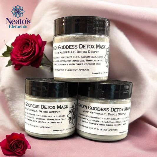 Neatos Elements Green Goddess Detox Mask in 1.5 oz jar, featuring bentonite clay, kaolin clay, activated charcoal, matcha, goat's milk, and Himalayan salt.