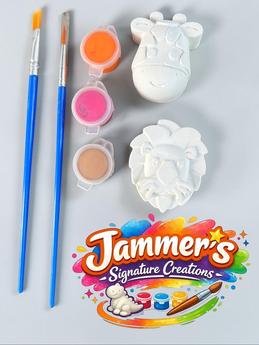 Neatos Elements Wild Whiskers Lion & Giraffe Magnetic Minis painting kit with plaster figures, paint pots, and brushes.