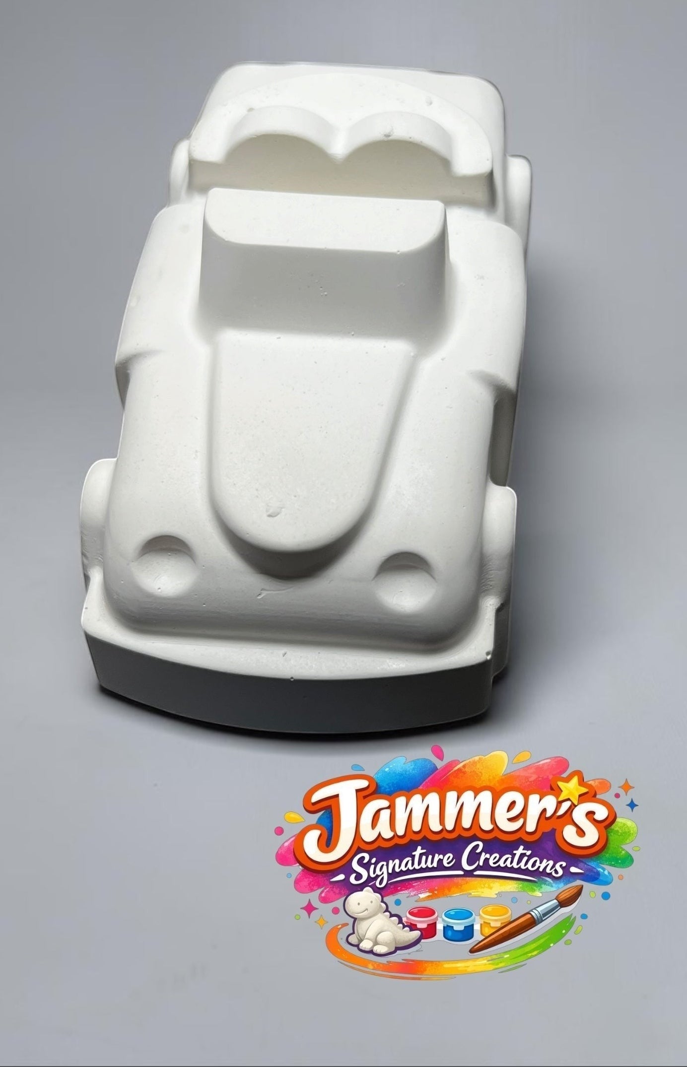 Neatos Elements white plaster mini motor figurine, ready to be painted. Features a classic car design with round headlights
