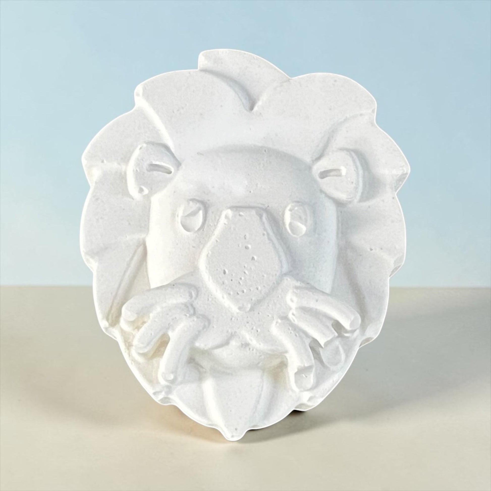 Neatos Elements white plaster lion head figurine, ready to paint, with magnetic back.