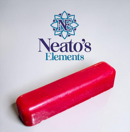 Neatos Elements red bath crayon stick, handmade, non-toxic, for drawing on tubs and shower walls.