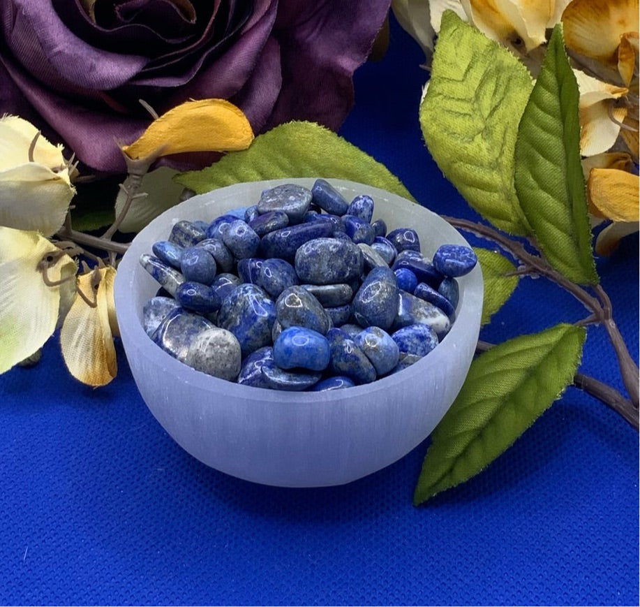 Lapis Lazuli Crystal Chips - Medium - A Grade - Neatos Elements