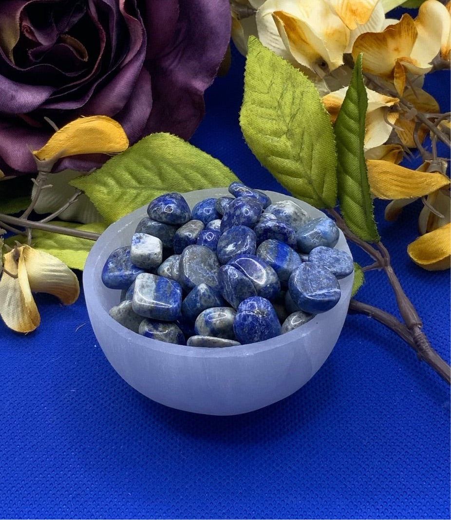 Lapis Lazuli Crystal Chips - Large - A Grade - Neatos Elements