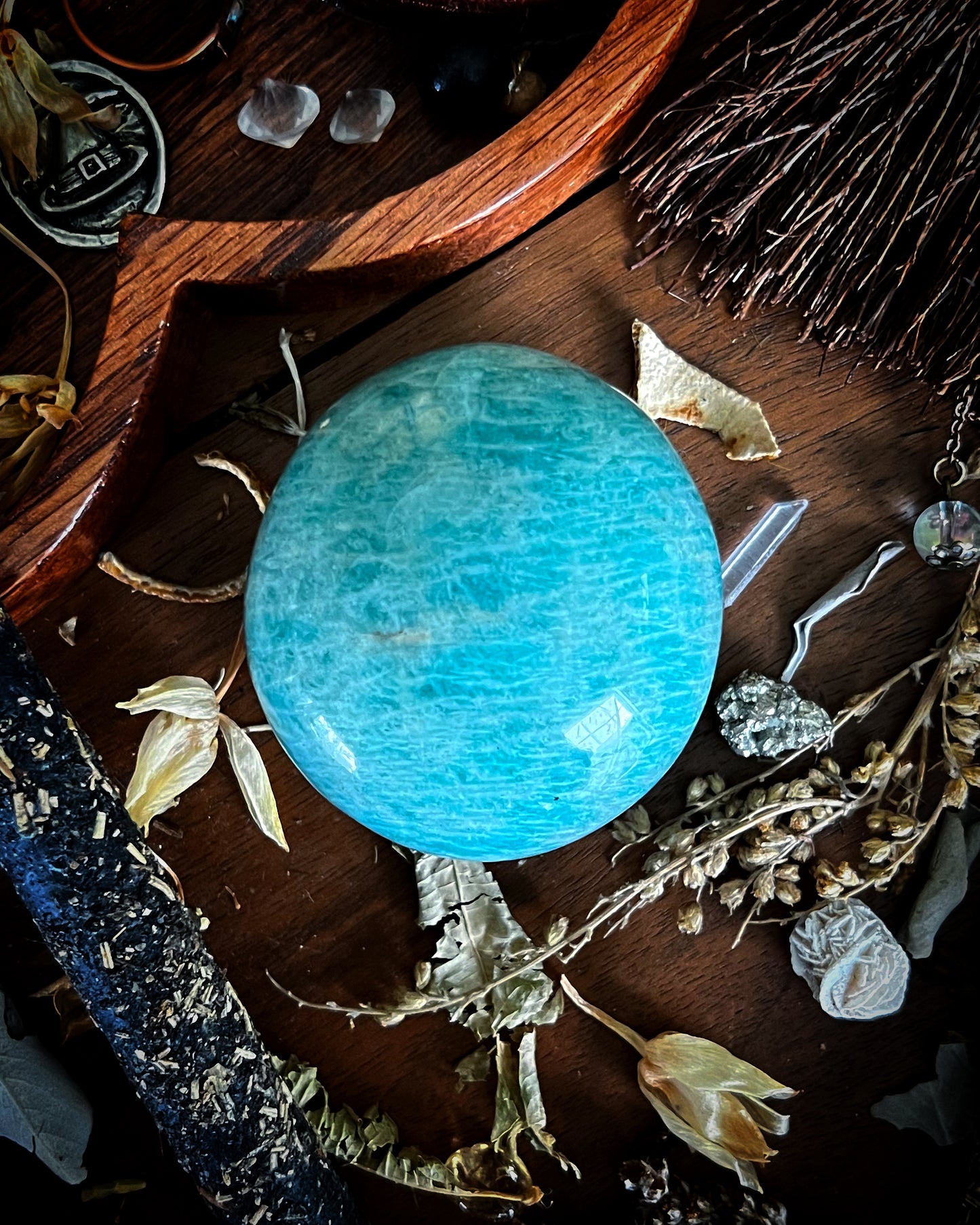 Amazonite Palm Stone - Neatos Elements